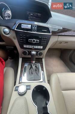 Седан Mercedes-Benz C-Class 2014 в 
