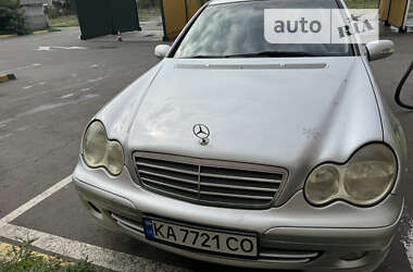 Седан Mercedes-Benz C-Class 2004 в Києві