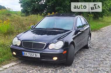 Седан Mercedes-Benz C-Class 2004 в Рівному