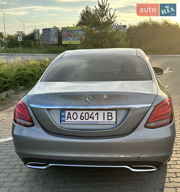Седан Mercedes-Benz C-Class 2014 в Ужгороде