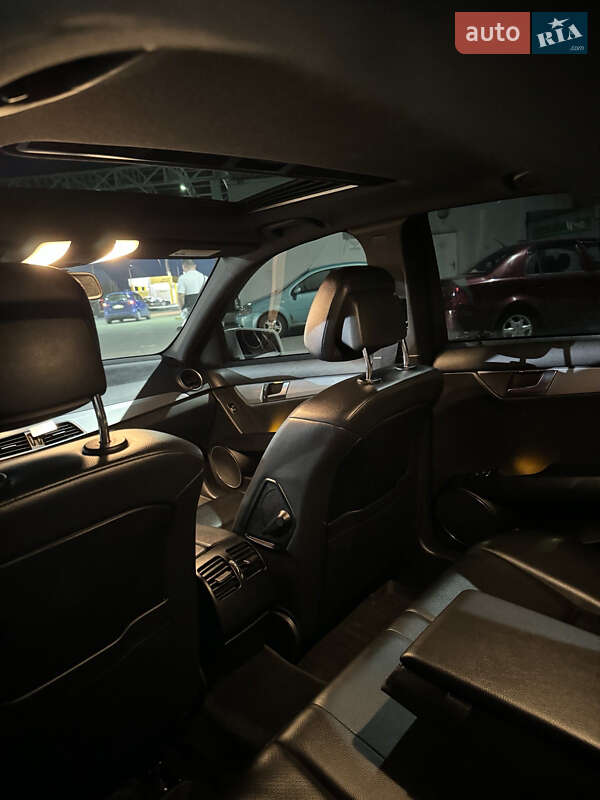 Седан Mercedes-Benz C-Class 2013 в Днепре фото 22 Седан Mercedes-Benz C-Class 2013 в Днепре