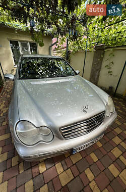 Седан Mercedes-Benz C-Class 2000 в 