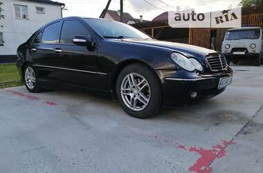 Седан Mercedes-Benz C-Class 2002 в Тячеве