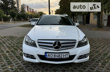 Універсал Mercedes-Benz C-Class 2012 в Тячеві