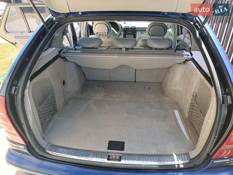 Универсал Mercedes-Benz C-Class 2001 в Черновцах