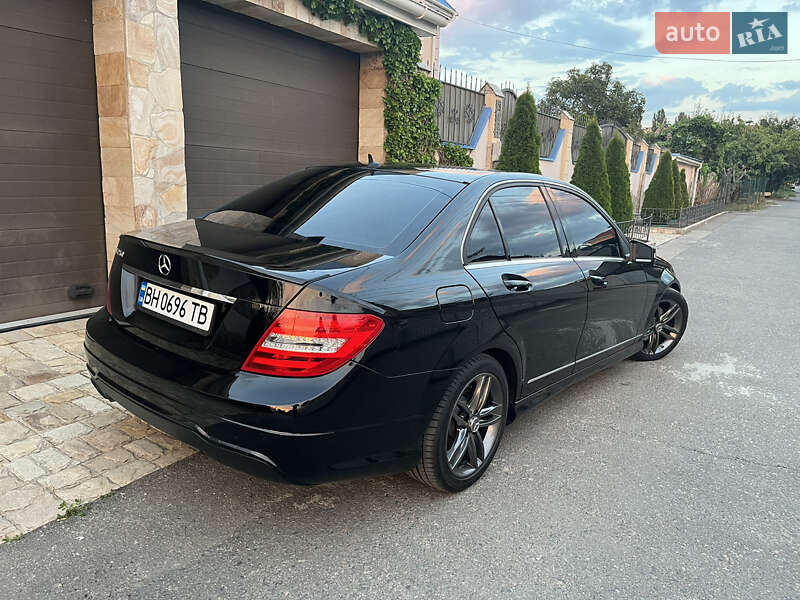 Седан Mercedes-Benz C-Class 2014 в Одессе