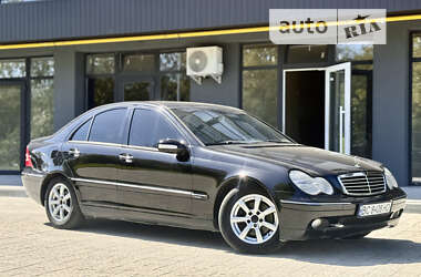 Седан Mercedes-Benz C-Class 2002 в Львове