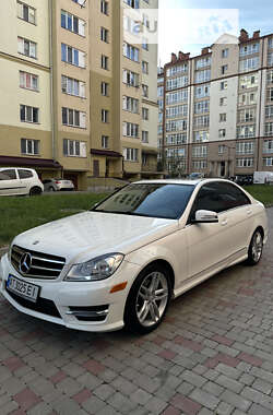 Седан Mercedes-Benz C-Class 2012 в Івано-Франківську