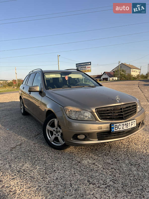 Mercedes-Benz C-Class 2009