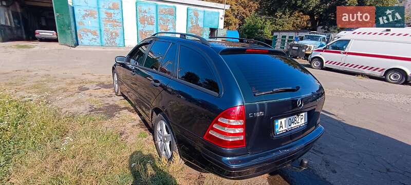 Універсал Mercedes-Benz C-Class 2005 в Києві