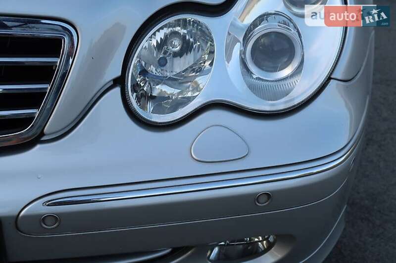 Универсал Mercedes-Benz C-Class 2002 в Василькове