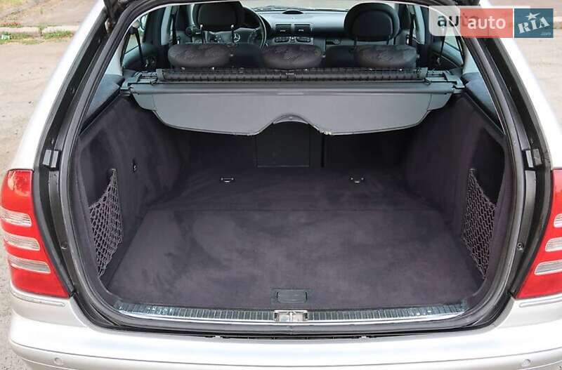 Универсал Mercedes-Benz C-Class 2002 в Василькове