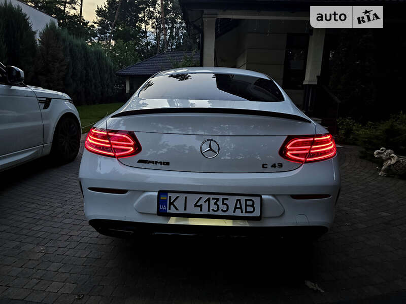 Купе Mercedes-Benz C-Class 2016 в Киеве