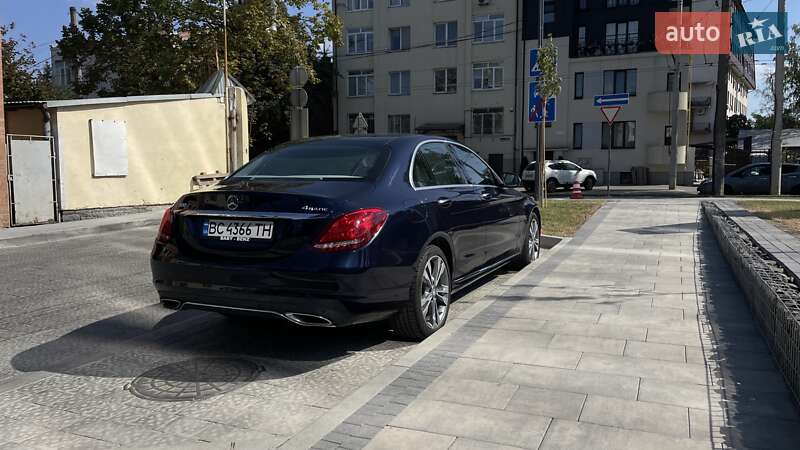 Седан Mercedes-Benz C-Class 2015 в Львове
