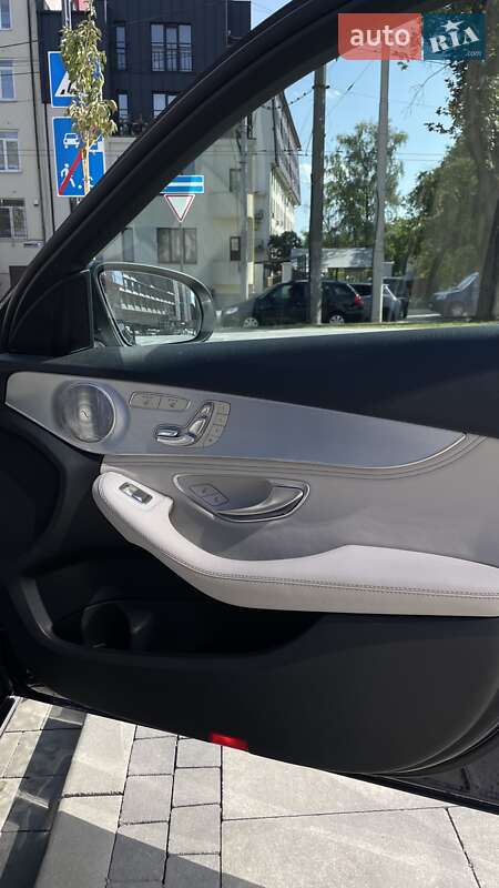 Седан Mercedes-Benz C-Class 2015 в Львове
