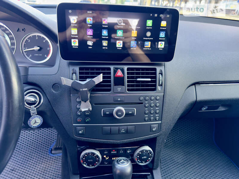 Седан Mercedes-Benz C-Class 2008 в Ровно