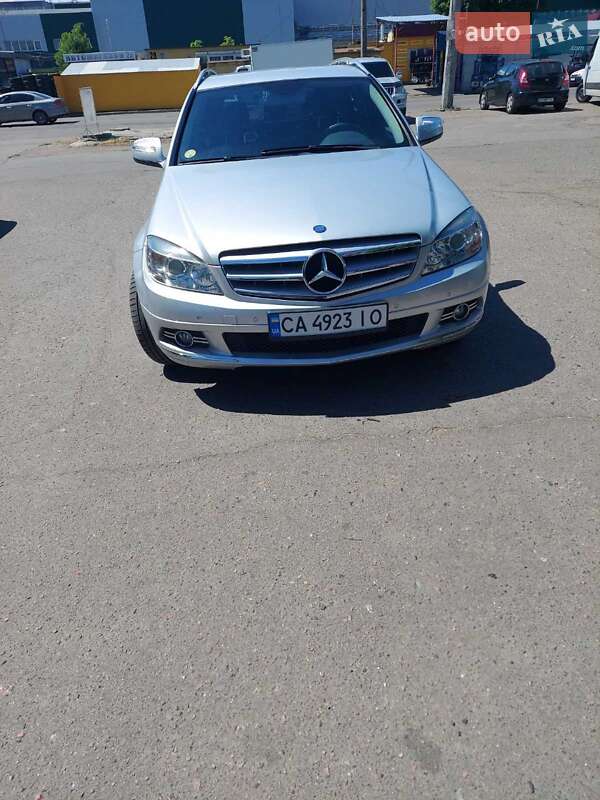 Универсал Mercedes-Benz C-Class 2008 в 