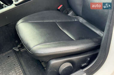 Седан Mercedes-Benz C-Class 2012 в 
