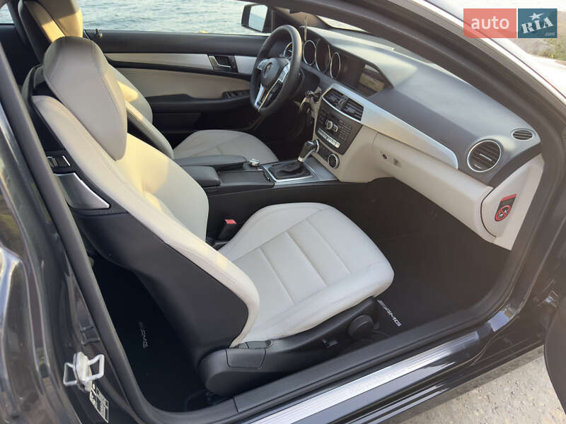 Купе Mercedes-Benz C-Class 2012 в Одессе
