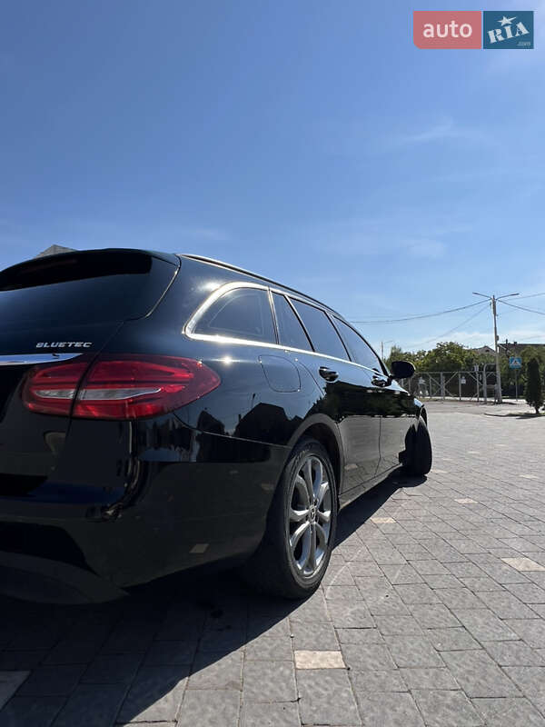 Универсал Mercedes-Benz C-Class 2014 в Ужгороде