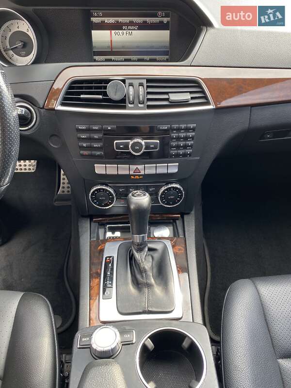 Седан Mercedes-Benz C-Class 2013 в Виннице