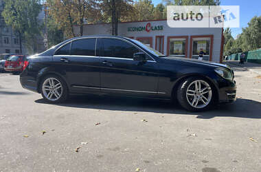 Седан Mercedes-Benz C-Class 2012 в Сумах