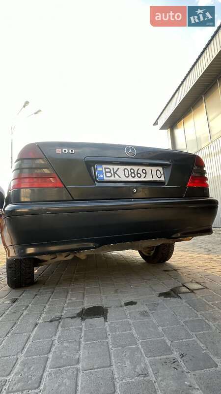 Седан Mercedes-Benz C-Class 1997 в Владимирце