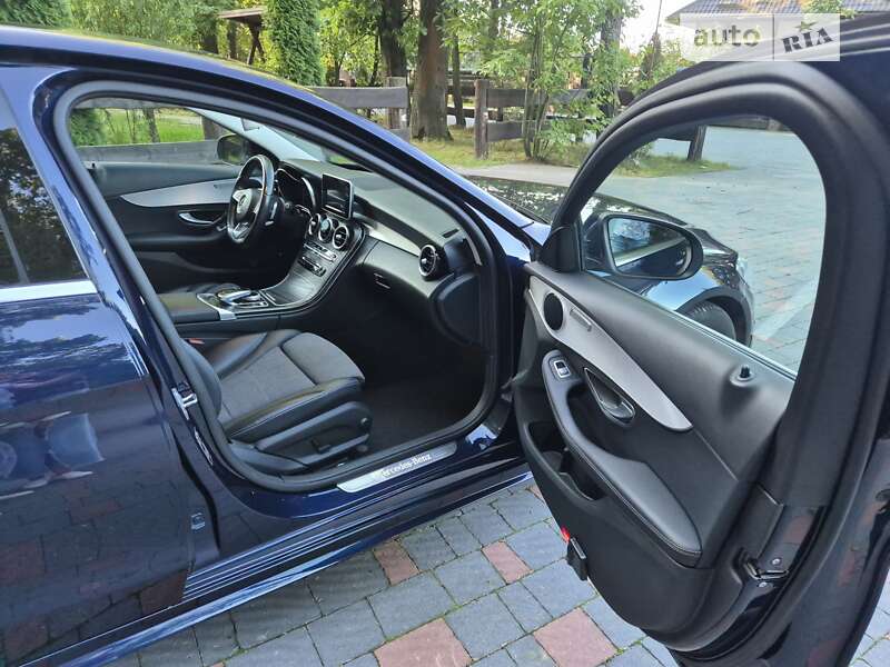 Седан Mercedes-Benz C-Class 2018 в Львове фото 5 Седан Mercedes-Benz C-Class 2018 в Львове