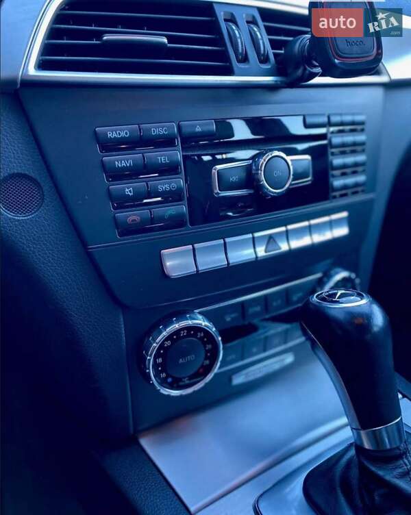 Універсал Mercedes-Benz C-Class 2011 в Гостомелі