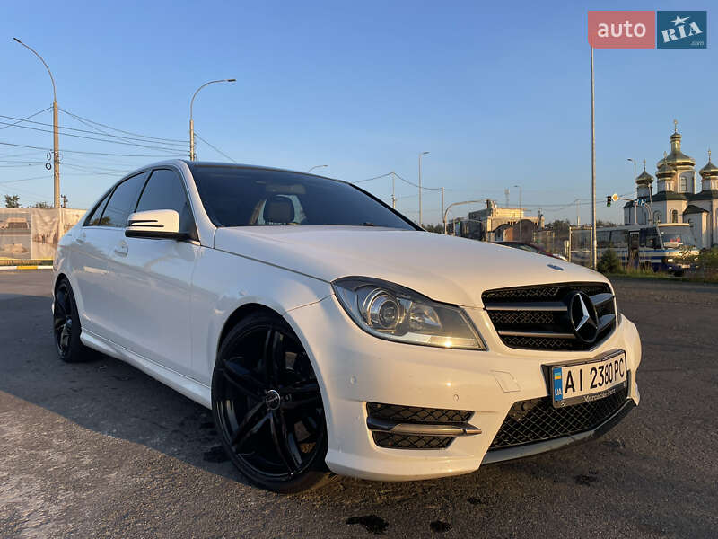 Седан Mercedes-Benz C-Class 2013 в Киеве