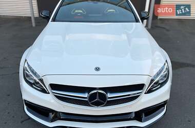 Купе Mercedes-Benz C-Class 2016 в 