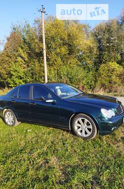 Седан Mercedes-Benz C-Class 2002 в 