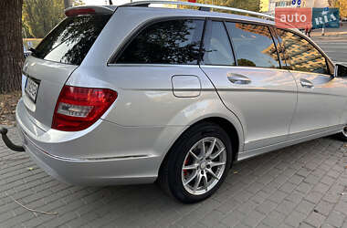 Универсал Mercedes-Benz C-Class 2011 в 
