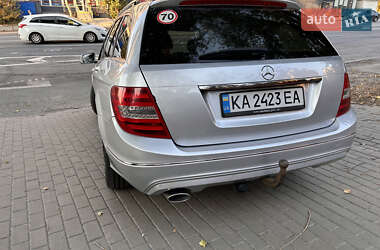 Универсал Mercedes-Benz C-Class 2011 в 