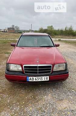 Седан Mercedes-Benz C-Class 1995 в Виннице