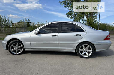 Седан Mercedes-Benz C-Class 2006 в 