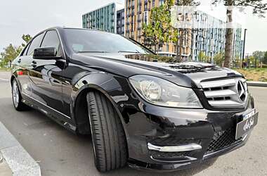 Седан Mercedes-Benz C-Class 2012 в Киеве