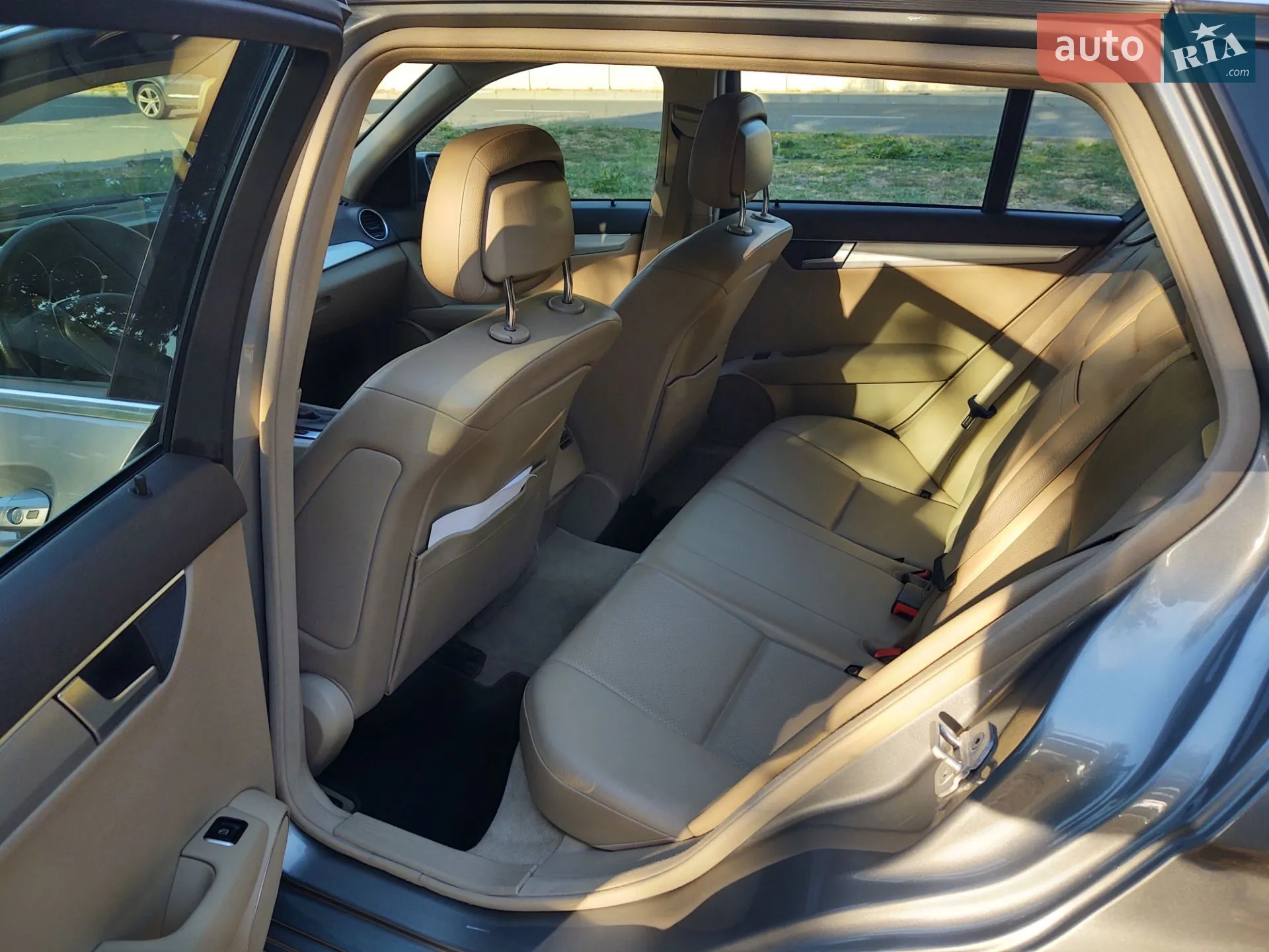 2013 Mercedes-Benz C-klasse - мініатюра 26