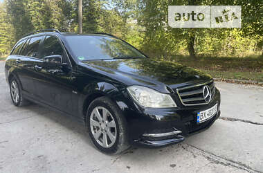 Універсал Mercedes-Benz C-Class 2011 в Кам'янець-Подільському