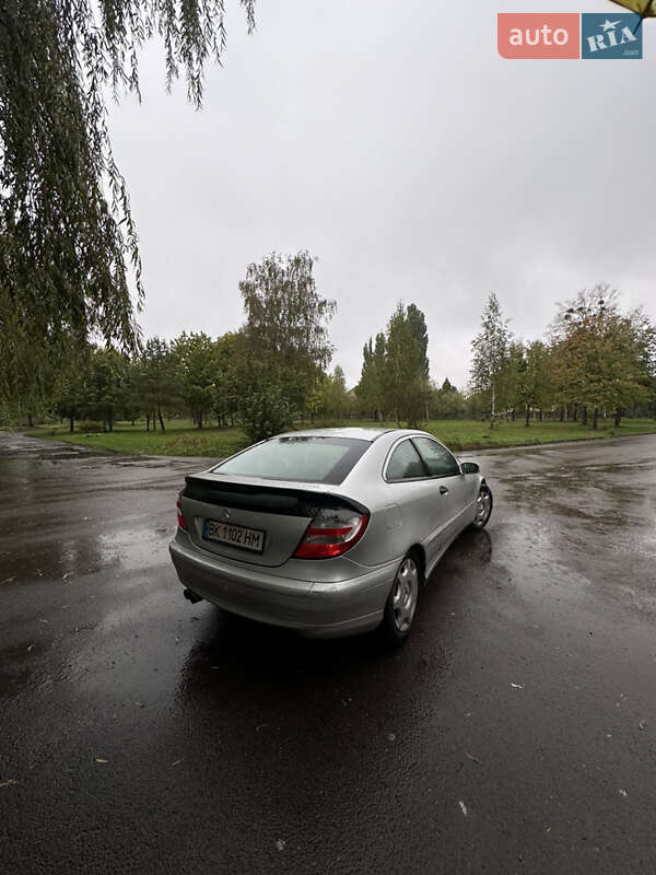 Купе Mercedes-Benz C-Class 2001 в Ровно