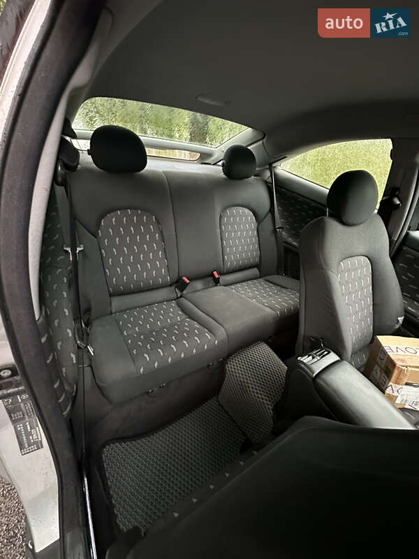Купе Mercedes-Benz C-Class 2001 в Ровно