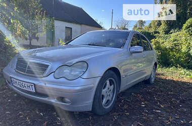 Седан Mercedes-Benz C-Class 2001 в Житомирі