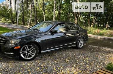 Седан Mercedes-Benz C-Class 2013 в Львові