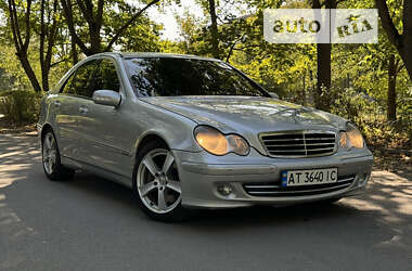 Седан Mercedes-Benz C-Class 2005 в Ивано-Франковске