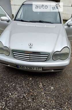 Седан Mercedes-Benz C-Class 2000 в Виннице