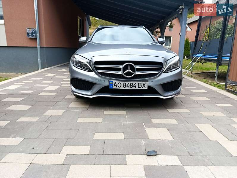 Універсал Mercedes-Benz C-Class 2016 в Сваляві