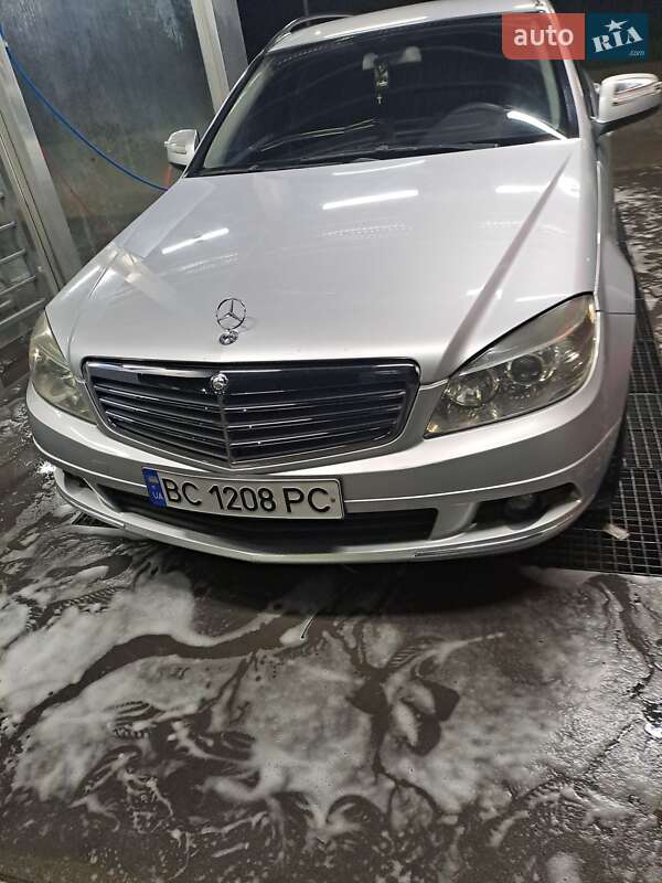 Универсал Mercedes-Benz C-Class 2007 в Стрые