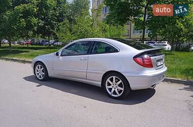 Купе Mercedes-Benz C-Class 2002 в Івано-Франківську