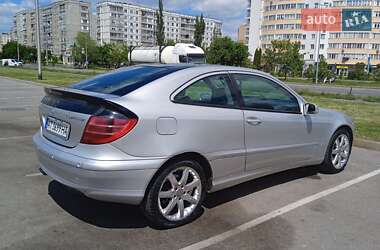 Купе Mercedes-Benz C-Class 2002 в Івано-Франківську