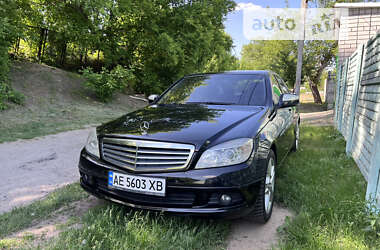 Седан Mercedes-Benz C-Class 2008 в Дніпрі